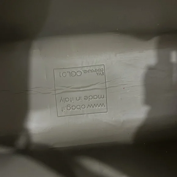 OBag crossbody purse. - Picture 4 of 7